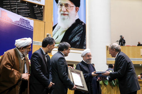 برگزیدگان جایزه کتاب سال معرفی شدند